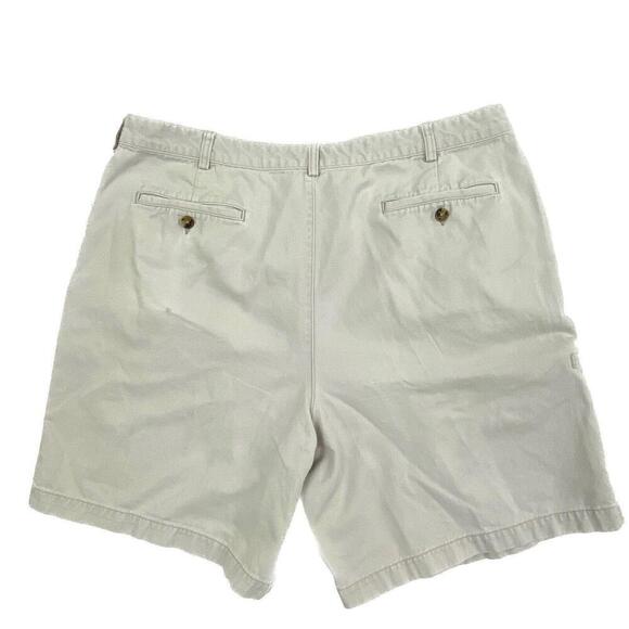 Saddlebred Pleated Men's size 40 Light Beige Chino Shorts - Picture 2 of 3